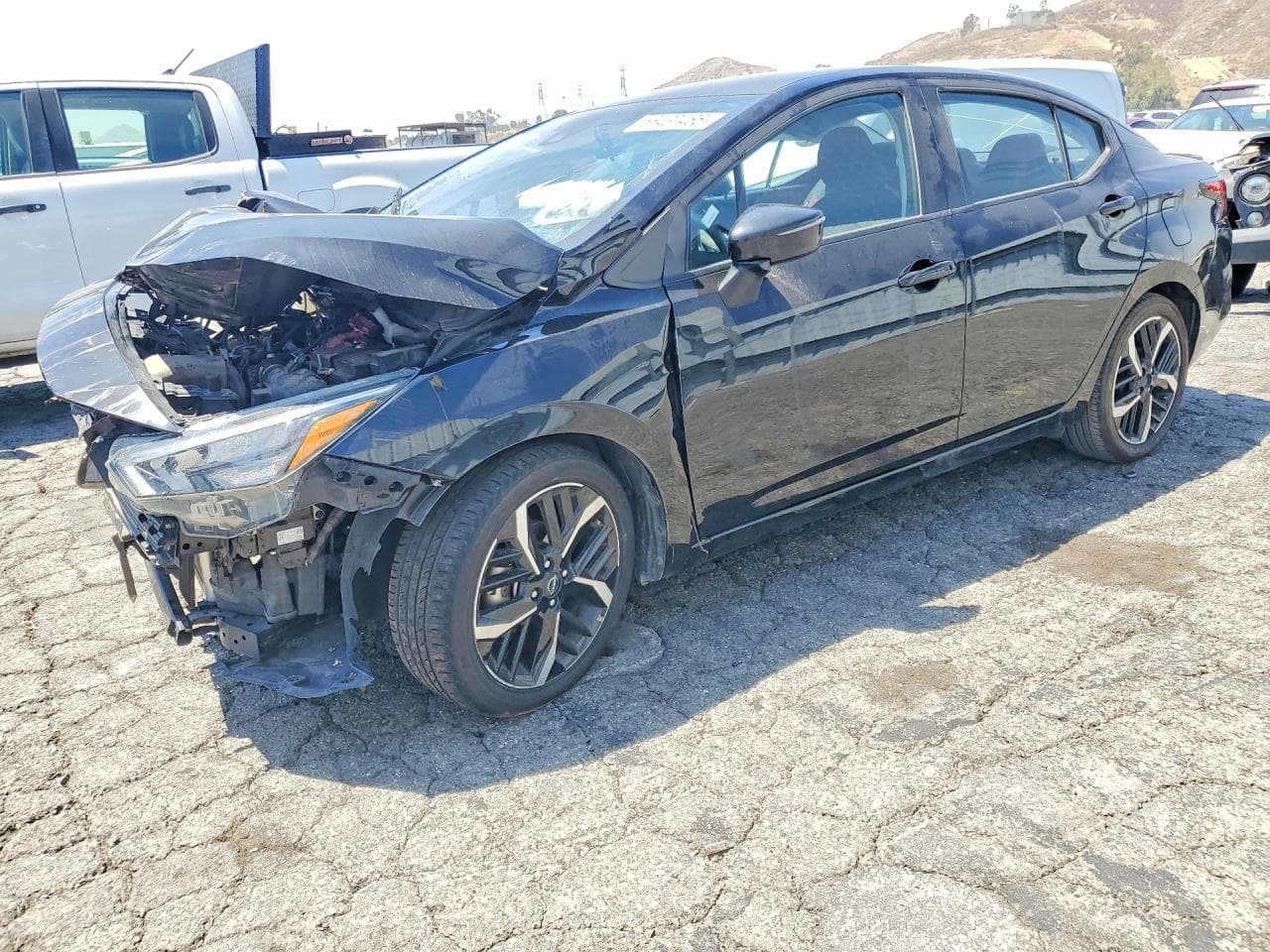 2024 NISSAN VERSA SR