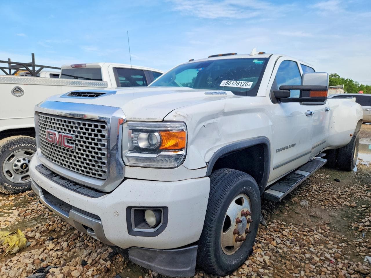 2017 GMC SIERRA K3500 DENALI