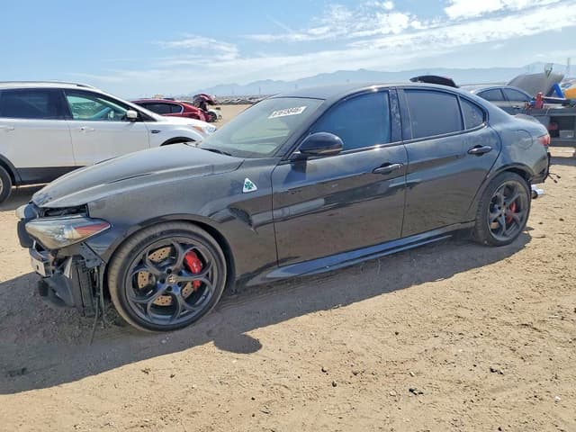 2022 ALFA ROMEO GIULIA QUADRIFOGLIO
