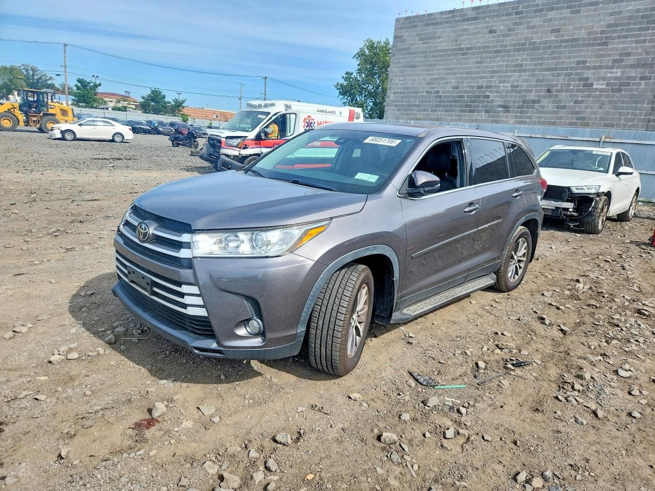 2019 TOYOTA HIGHLANDER XLE