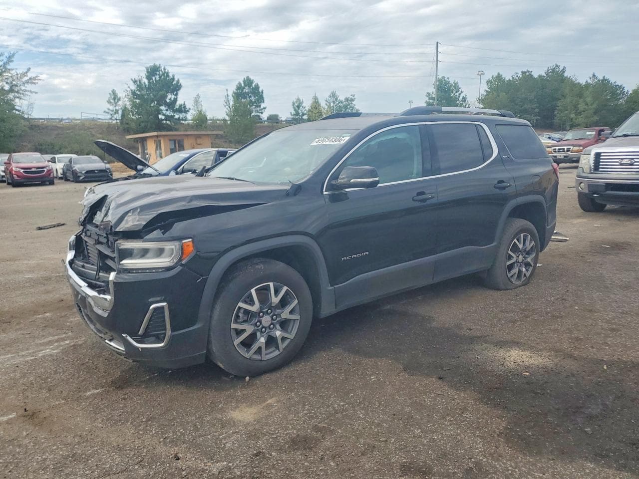 2023 GMC ACADIA SLT
