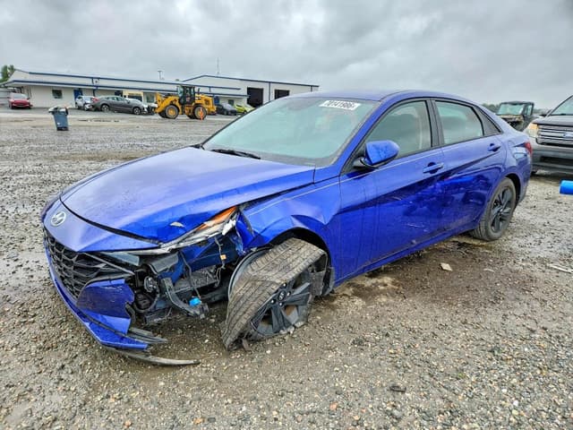2022 HYUNDAI ELANTRA SEL